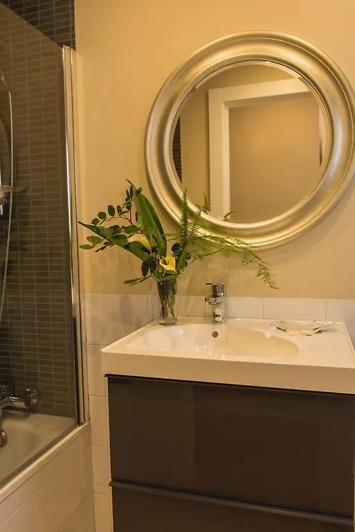 Ab Apartamentos Trinidad Malaga 0*,